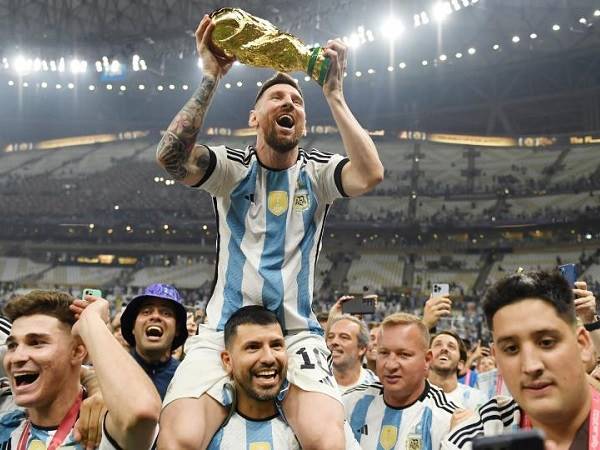 Tin HOT bóng đá 23/12: Argentina chưa thể thành đội bóng số 1 thế giới
