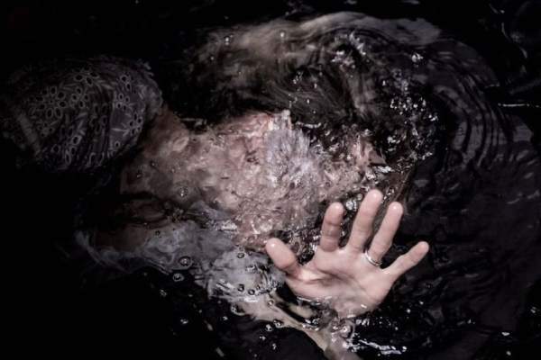 Ngủ mơ thấy người chết đuối nhưng được cứu sống