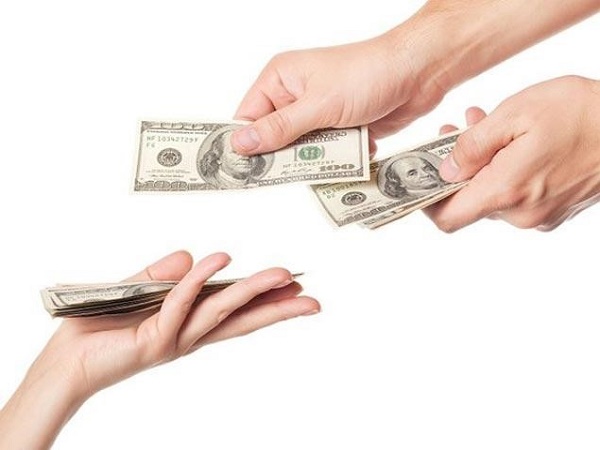 Nằm mơ thấy người khác cho tiền là điềm gì, con gì may?